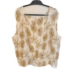 Plus Size 3X Crinkle Tank Top Stretch Lightweight Neutral Floral